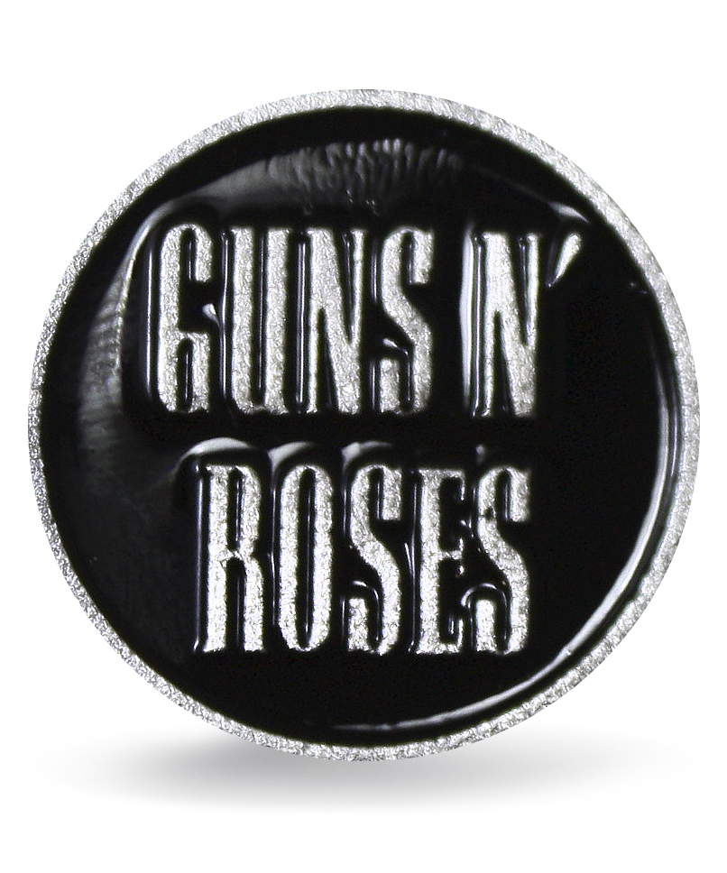 Значок алюминиевый Guns N Roses - фото 1 - rockbunker.ru