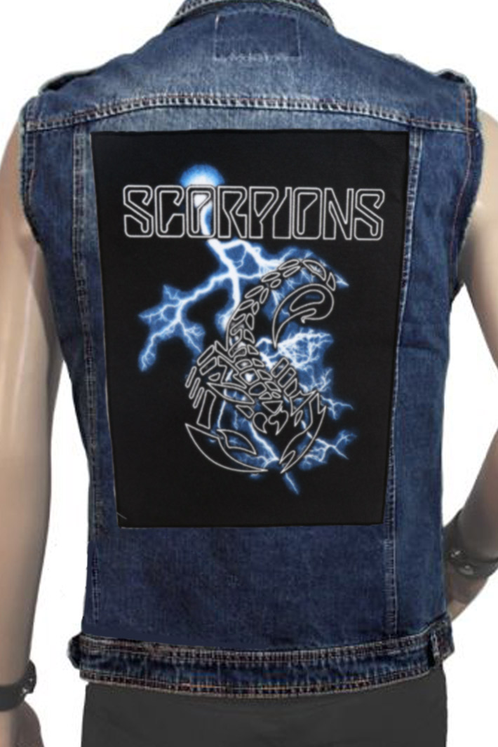 Нашивка Scorpions - фото 2 - rockbunker.ru