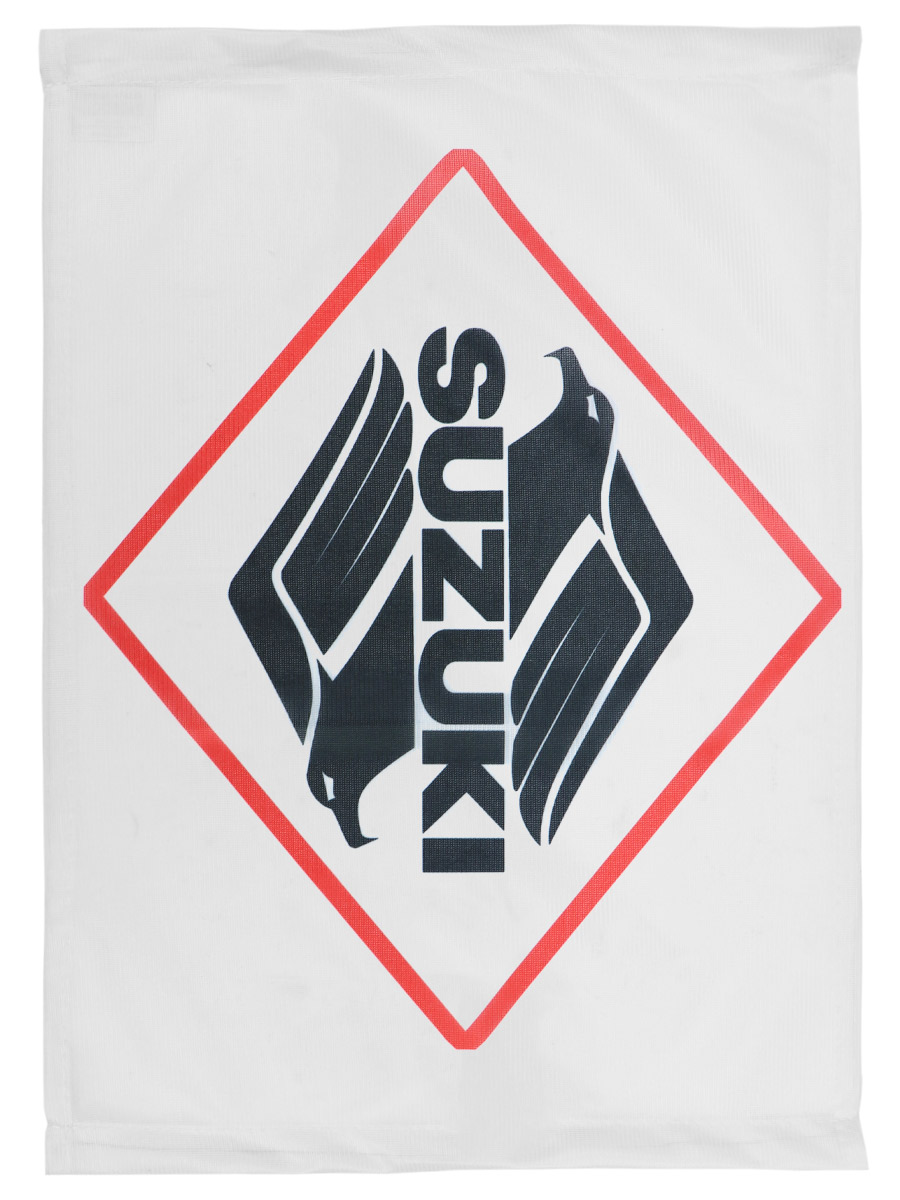 Флаг автомобильный Suzuki - фото 1 - rockbunker.ru