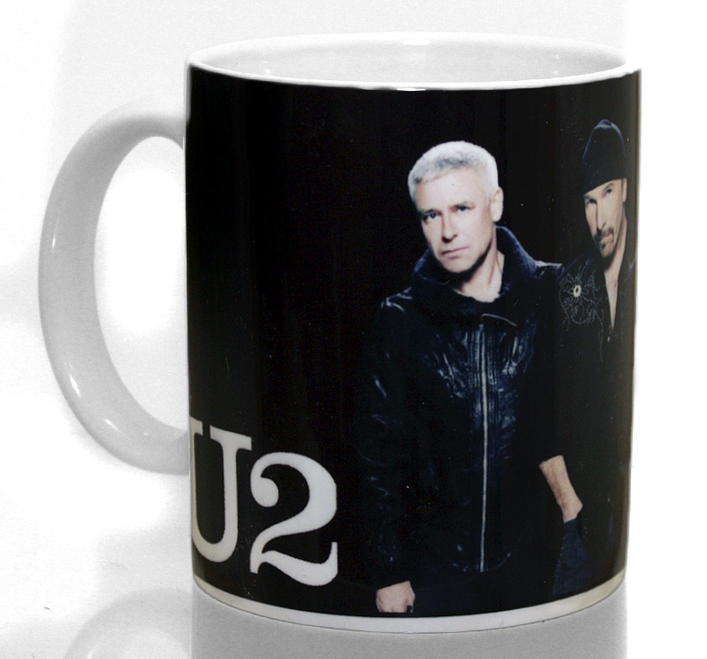 Кружка U2 - фото 2 - rockbunker.ru