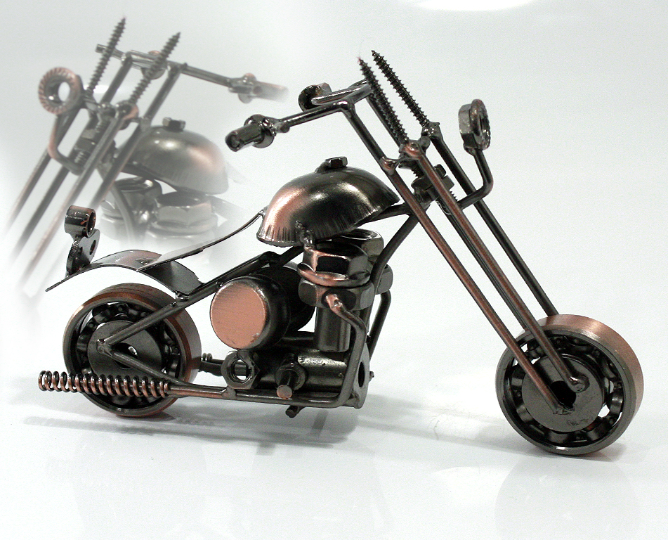 Сувенирная модель Мотоцикл ручной работы МРС005 - фото 1 - rockbunker.ru