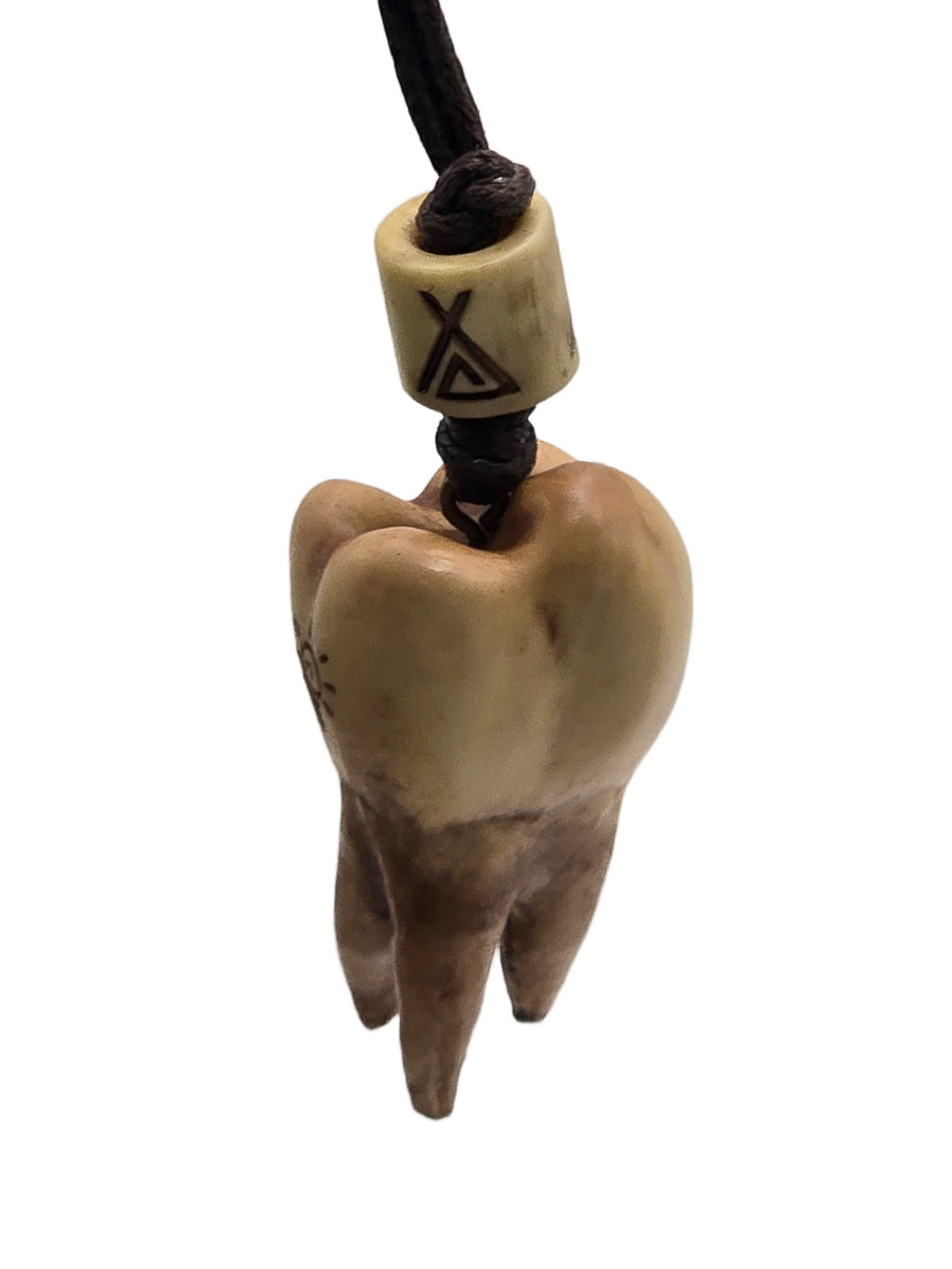 Кулон Зуб три корня - фото 2 - rockbunker.ru