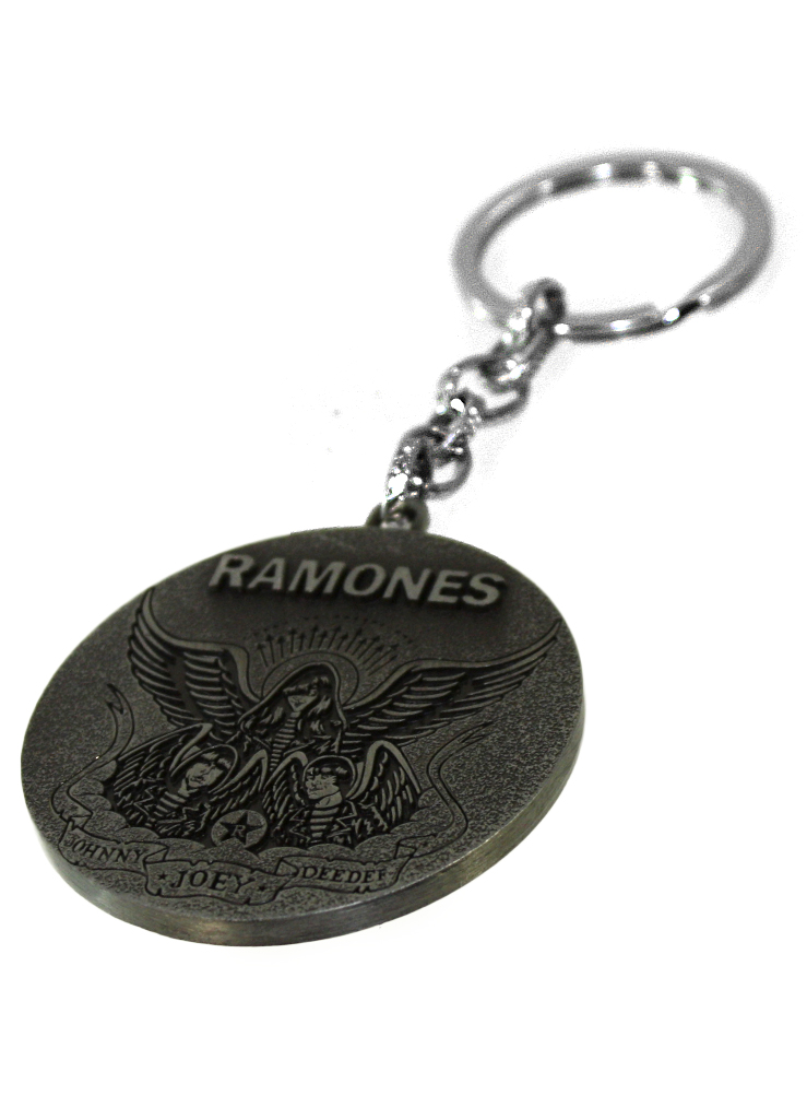 Брелок Ramones - фото 3 - rockbunker.ru