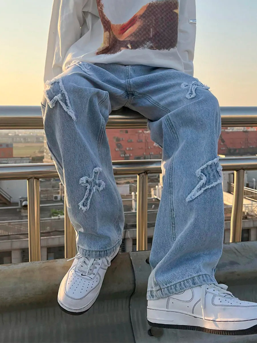 Джинсы с вышивкой молния - фото 2 - rockbunker.ru