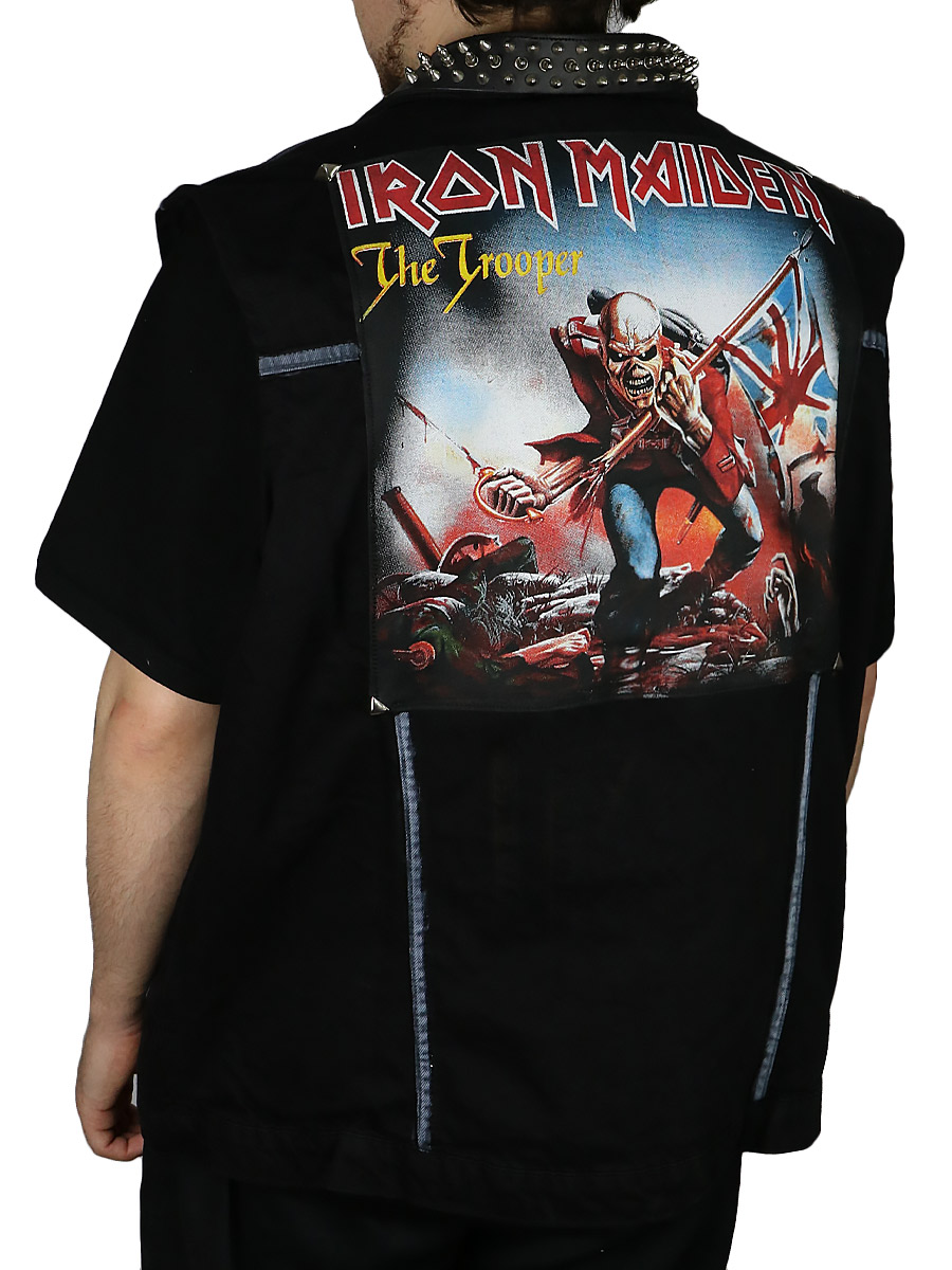 Кастомный жилет Iron Maiden - фото 3 - rockbunker.ru