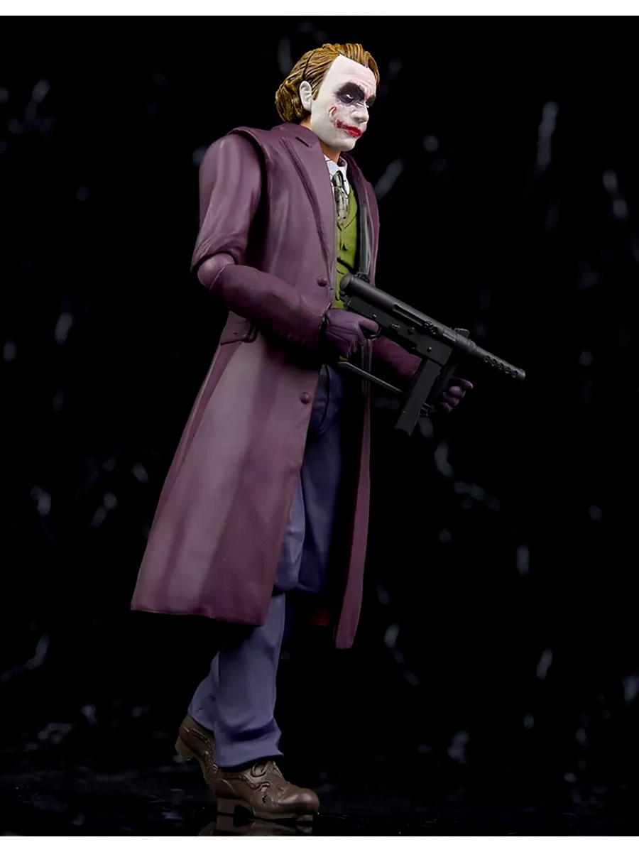 Коллекционная фигурка Joker The Dark Knight - фото 4 - rockbunker.ru