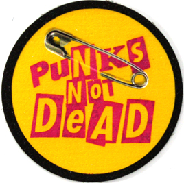 Кожаная нашивка Punks not Dead - фото 1 - rockbunker.ru