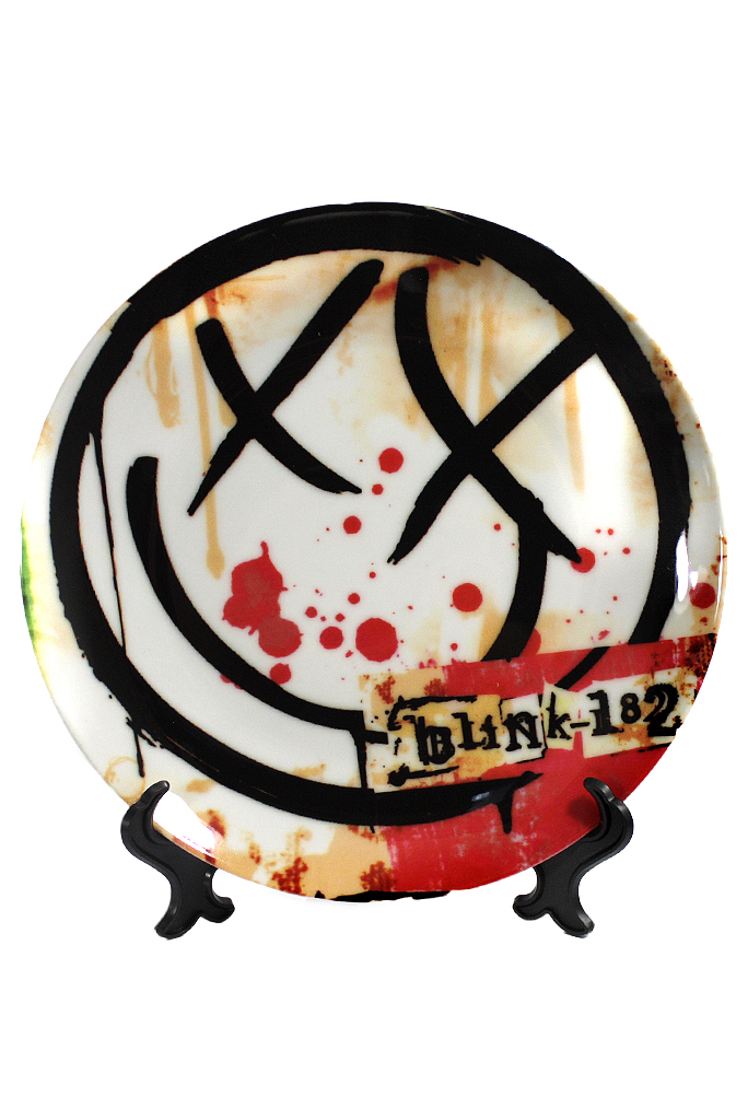 Тарелка Blink-182 - фото 1 - rockbunker.ru