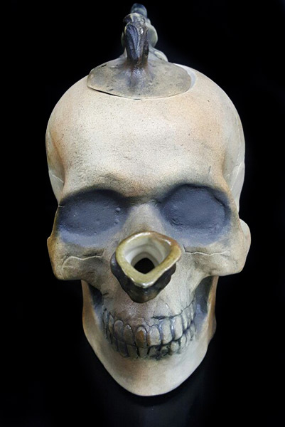 Чайник в форме черепа керамический - фото 3 - rockbunker.ru