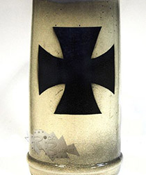 Кружка пивная Мальтийский крест - фото 1 - rockbunker.ru