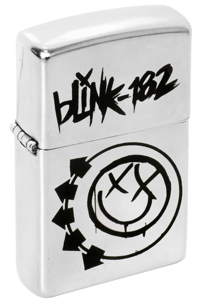 Зажигалка с гравировкой Blink-182 - фото 1 - rockbunker.ru