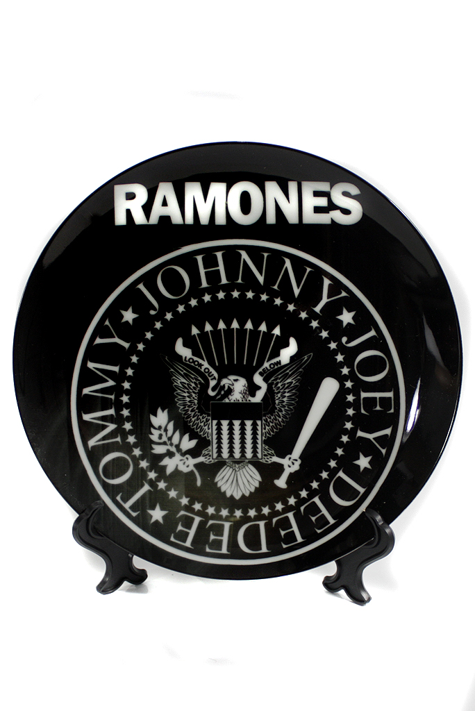 Тарелка Ramones - фото 1 - rockbunker.ru