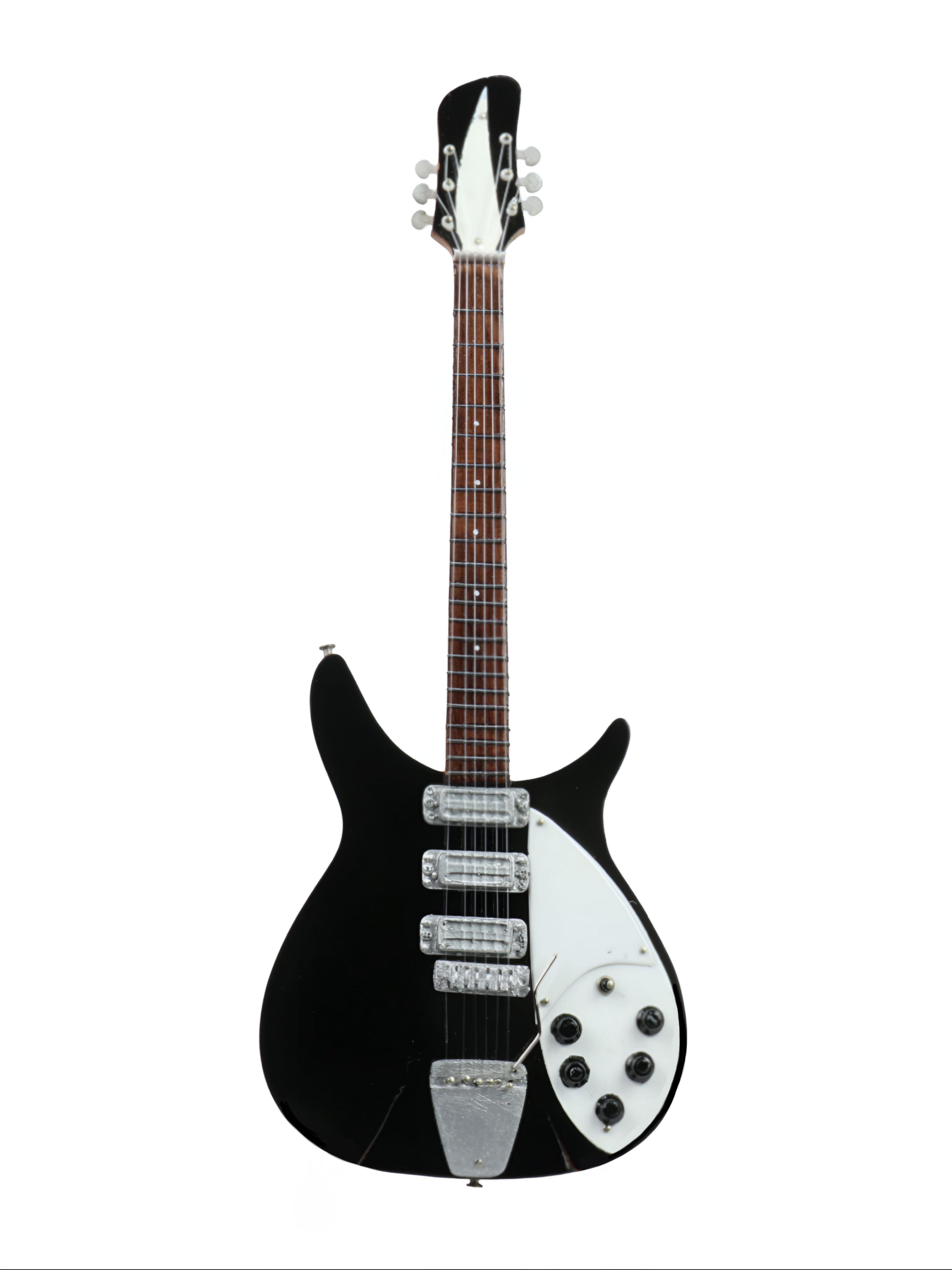 Сувенирная копия гитары в кейсе The Beatles - фото 2 - rockbunker.ru