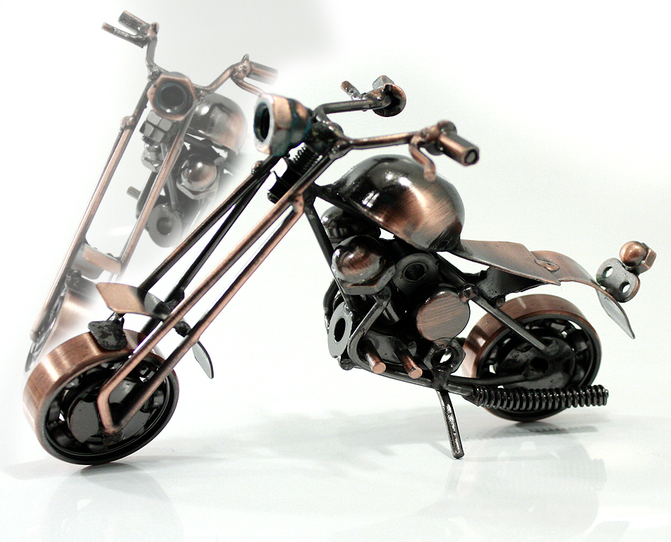 Сувенирная модель Мотоцикл ручной работы МРС008 - фото 1 - rockbunker.ru