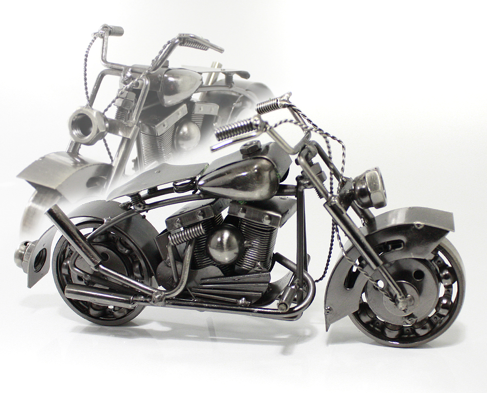 Сувенирная модель Мотоцикл ручной работы МРС014 - фото 1 - rockbunker.ru