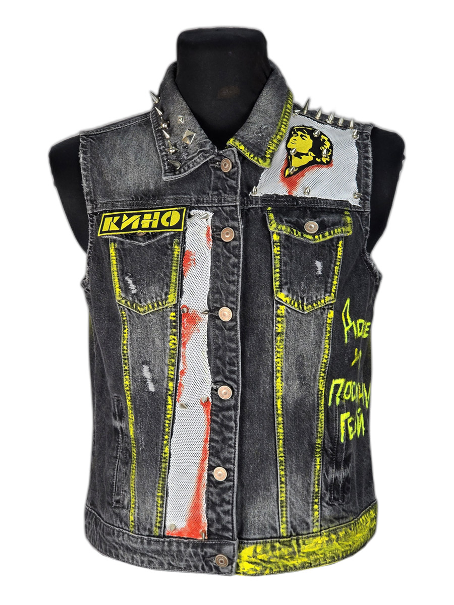 Кастомный жилет джинсовый Кино - фото 1 - rockbunker.ru