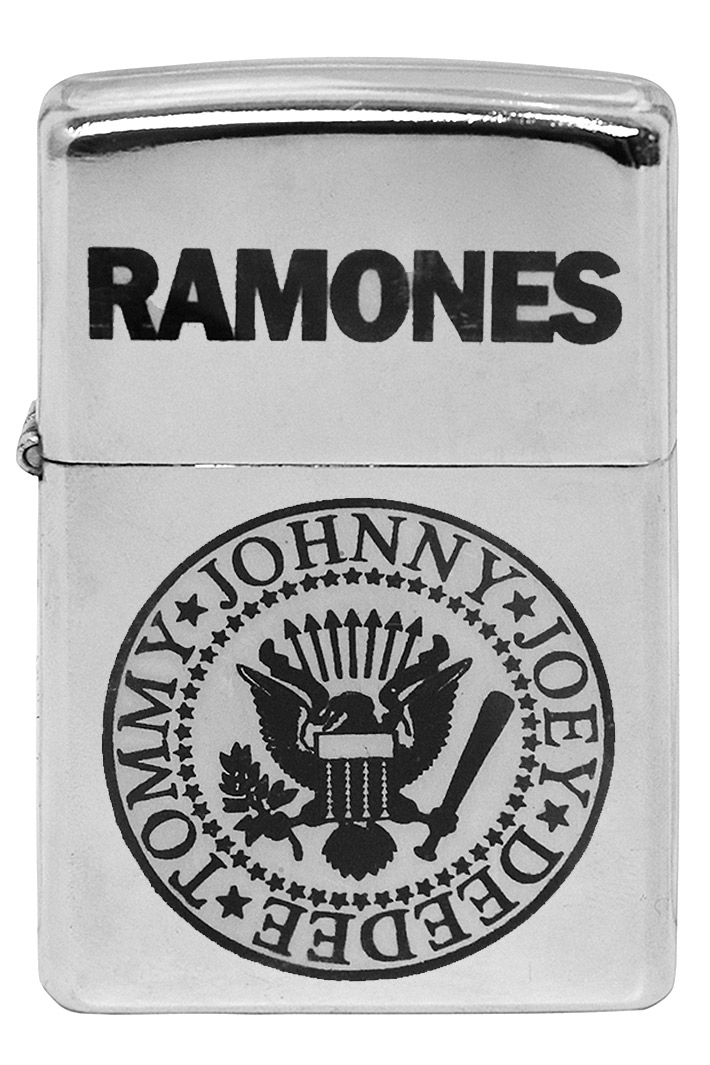 Зажигалка с гравировкой Ramones - фото 1 - rockbunker.ru