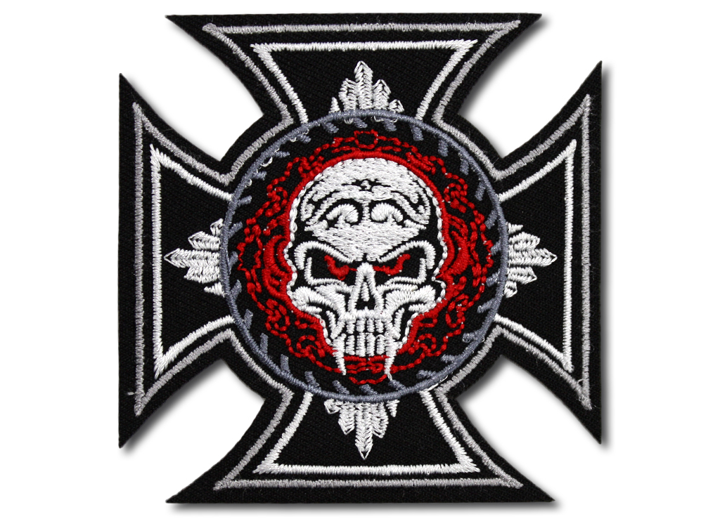 Термонашивка Железный крест с черепом - фото 1 - rockbunker.ru