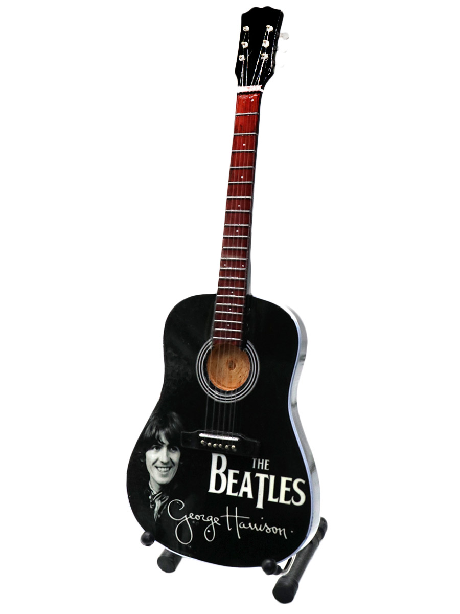 Сувенирная копия гитары The Beatles  George Harrison - фото 1 - rockbunker.ru