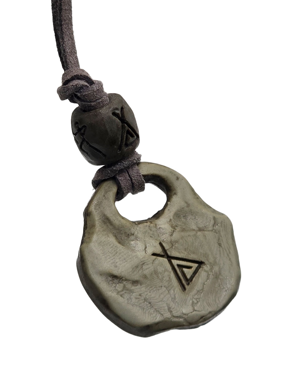 Кулон Наскальный Рисунок "Козел" - фото 2 - rockbunker.ru