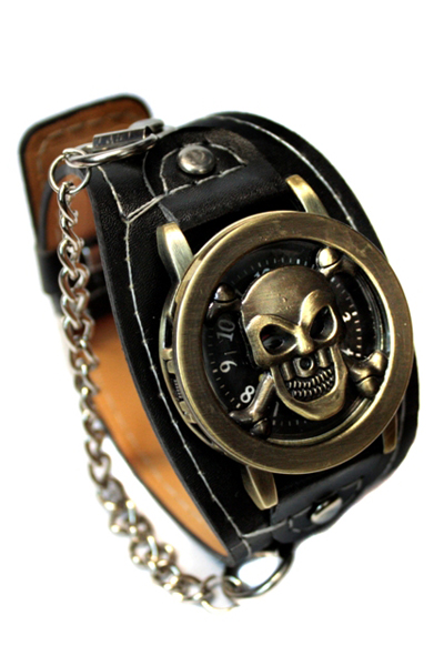 Часы наручные One Piece Пираты Соломенной шляпы с крышкой - фото 1 - rockbunker.ru