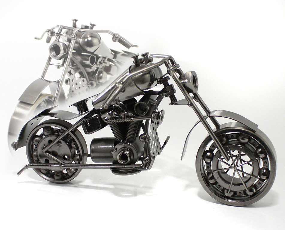 Сувенирная модель Мотоцикл ручной работы МРС011 - фото 1 - rockbunker.ru
