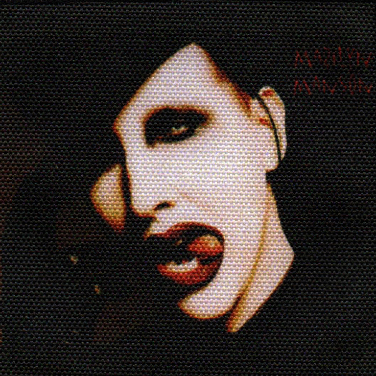 Нашивка Marilyn Manson The golden age of grotesque - фото 1 - rockbunker.ru