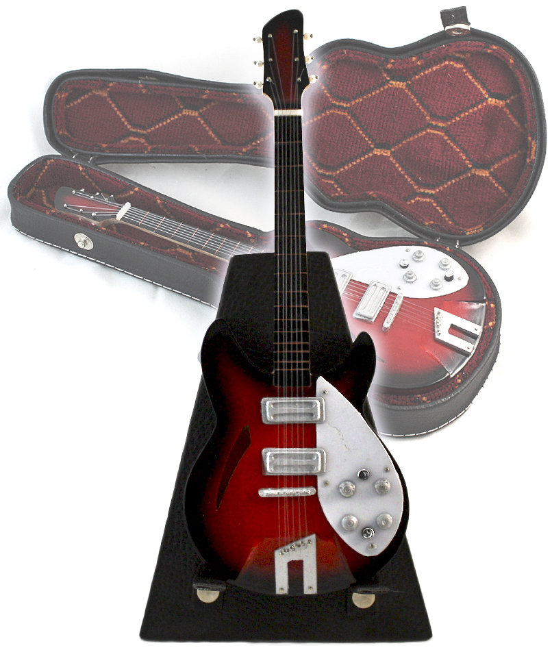 Сувенирная копия гитары Fender Stratocaster коричневая - фото 1 - rockbunker.ru