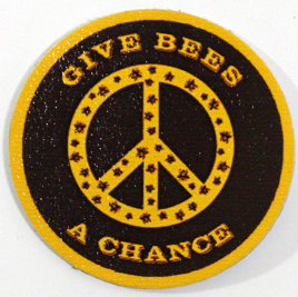 Кожаная нашивка Give Bees A Chance - фото 1 - rockbunker.ru