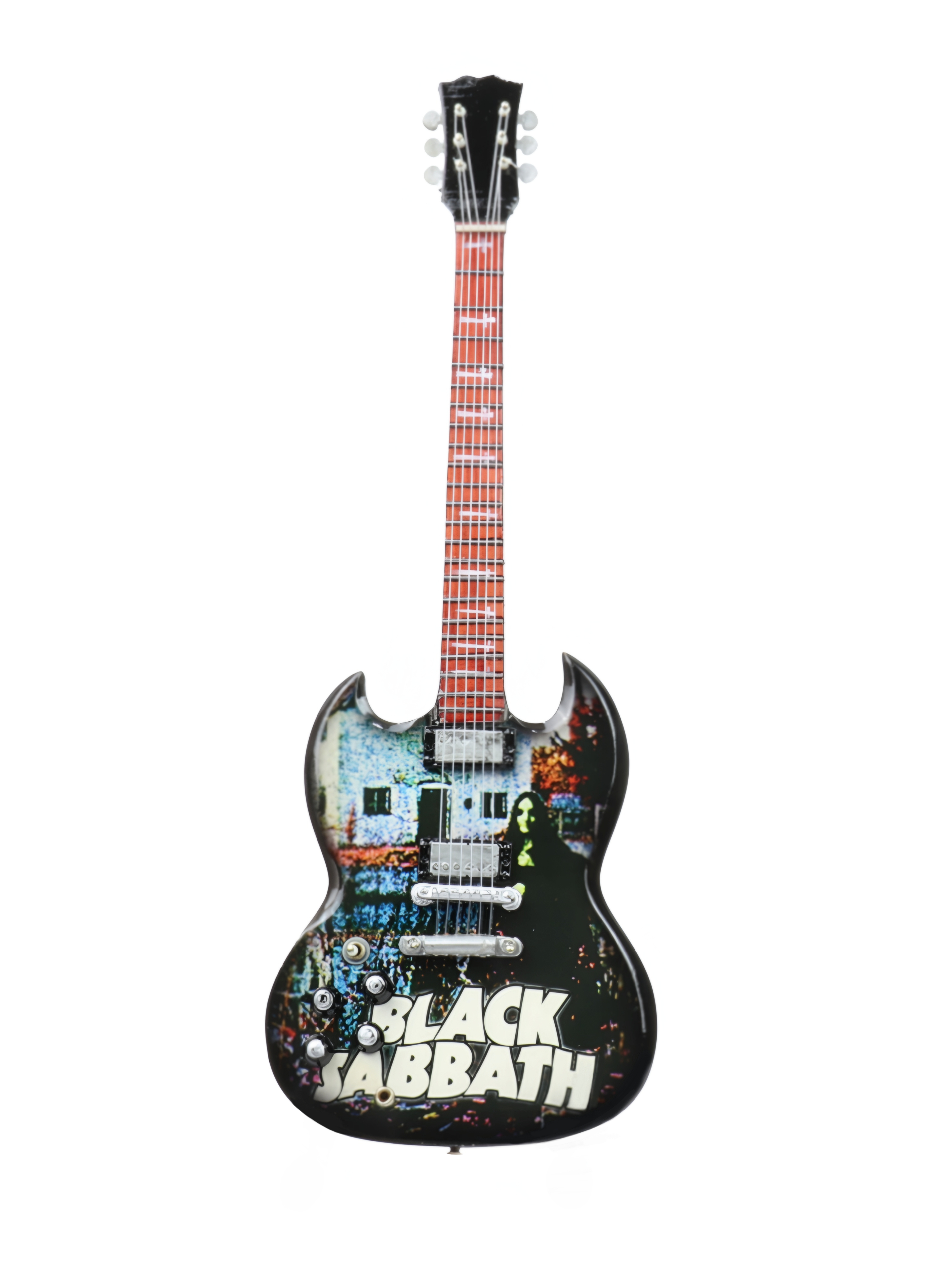 Сувенирная копия гитары в кейсе Black Sabbath 2 - фото 2 - rockbunker.ru