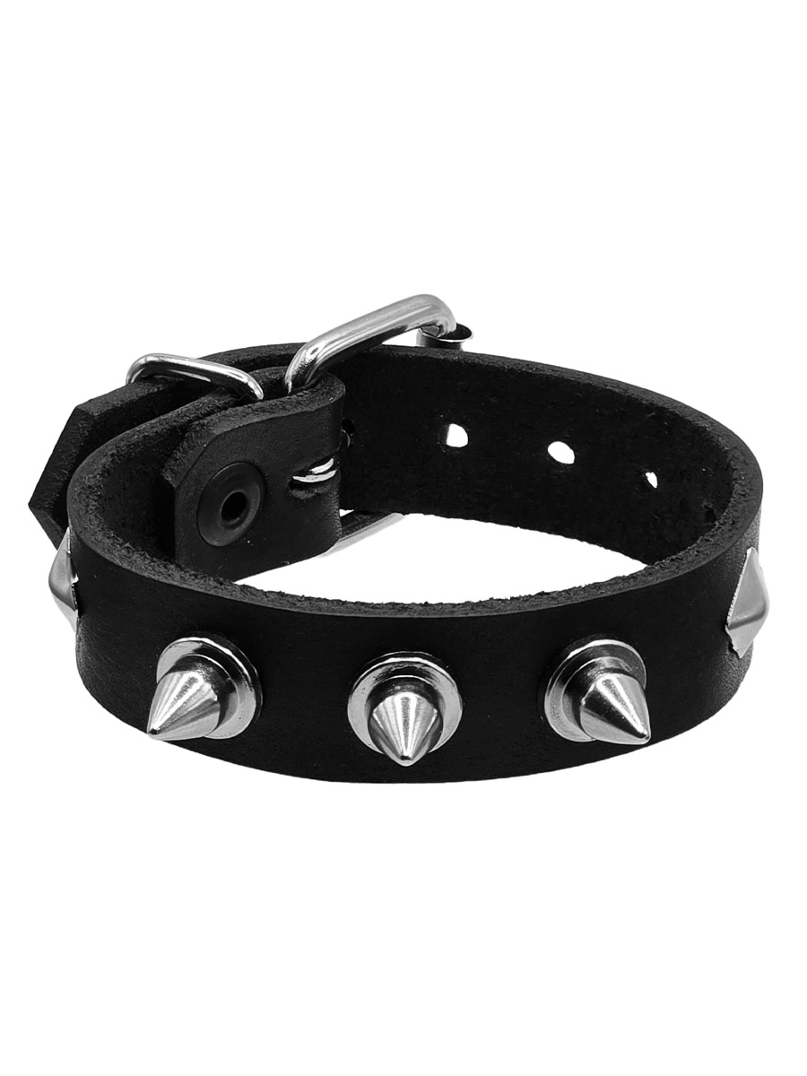 Браслет кожаный Rebel State Пирамиды Шипы - фото 1 - rockbunker.ru