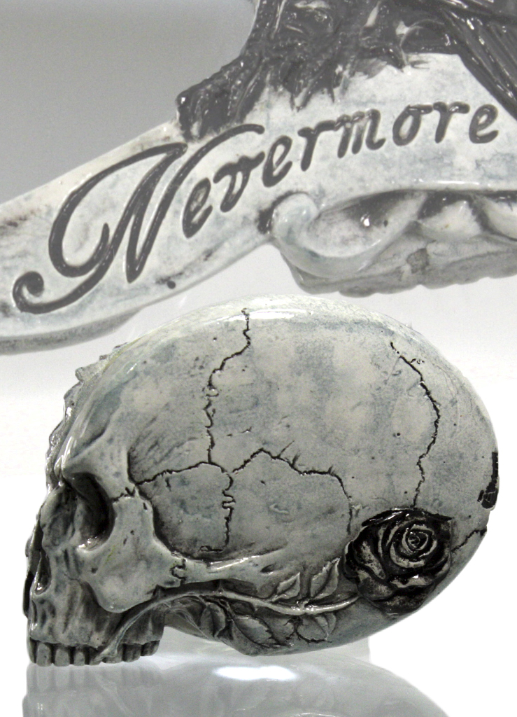 Зеркало карманное Alchemy Gothic V27 Nevermore - фото 2 - rockbunker.ru