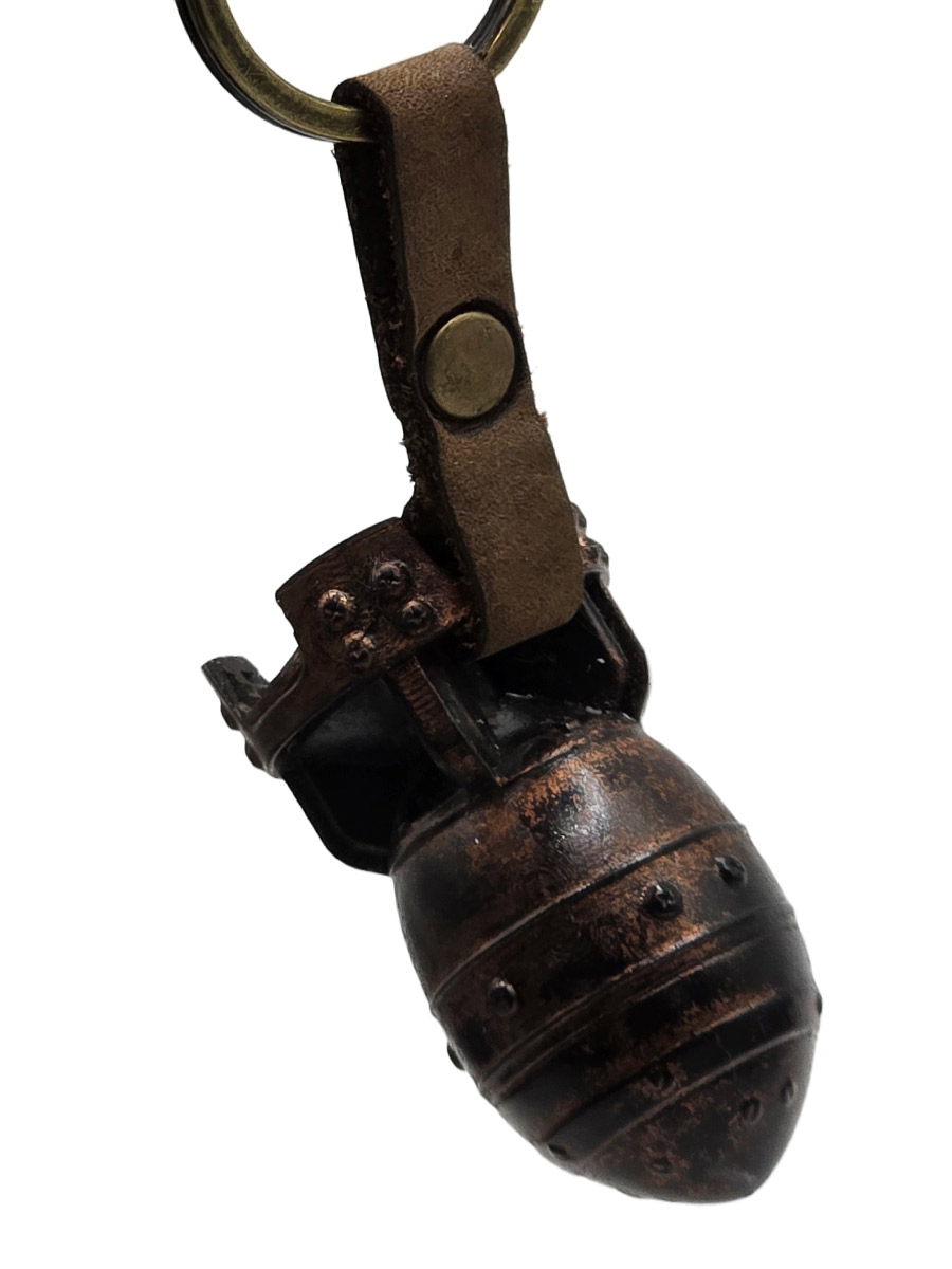 Брелок Бомба - фото 1 - rockbunker.ru