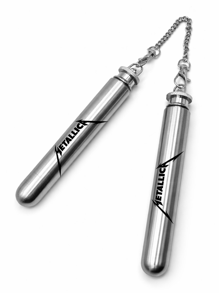Фляги-нунчаки с гравировкой Metallica - фото 1 - rockbunker.ru