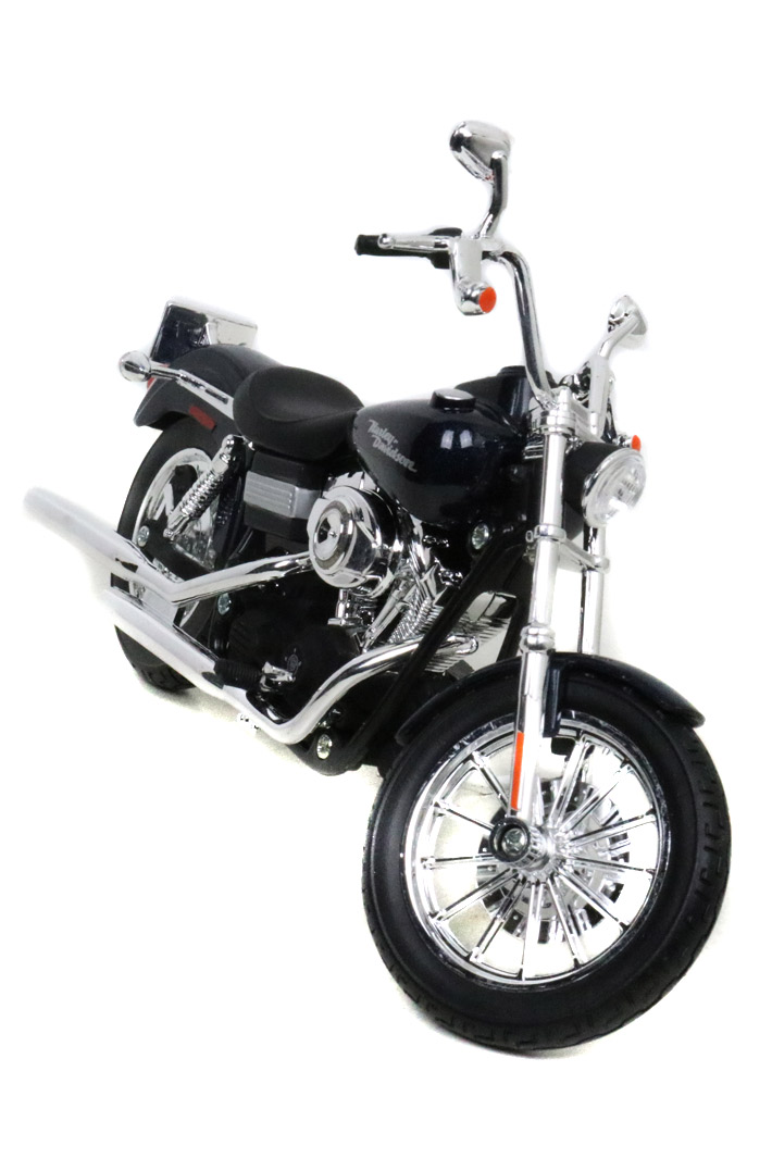 Модель мотоцикла Harley-Davidson 2006 FXDBI Dyna Street Bob - фото 2 - rockbunker.ru