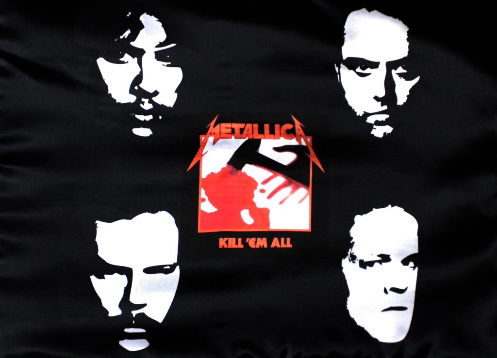 Флаг двусторонний Metallica Kill em all - фото 1 - rockbunker.ru