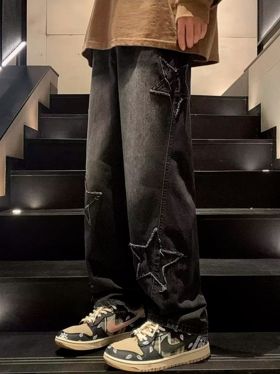 Джинсы черные со звездами - фото 2 - rockbunker.ru