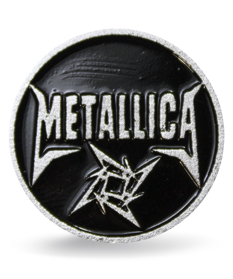 Значок алюминиевый Metallica - фото 1 - rockbunker.ru