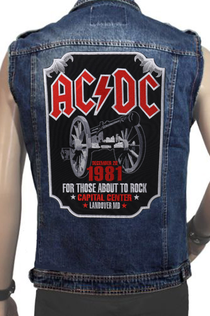 Нашивка с вышивкой AC DC - фото 2 - rockbunker.ru