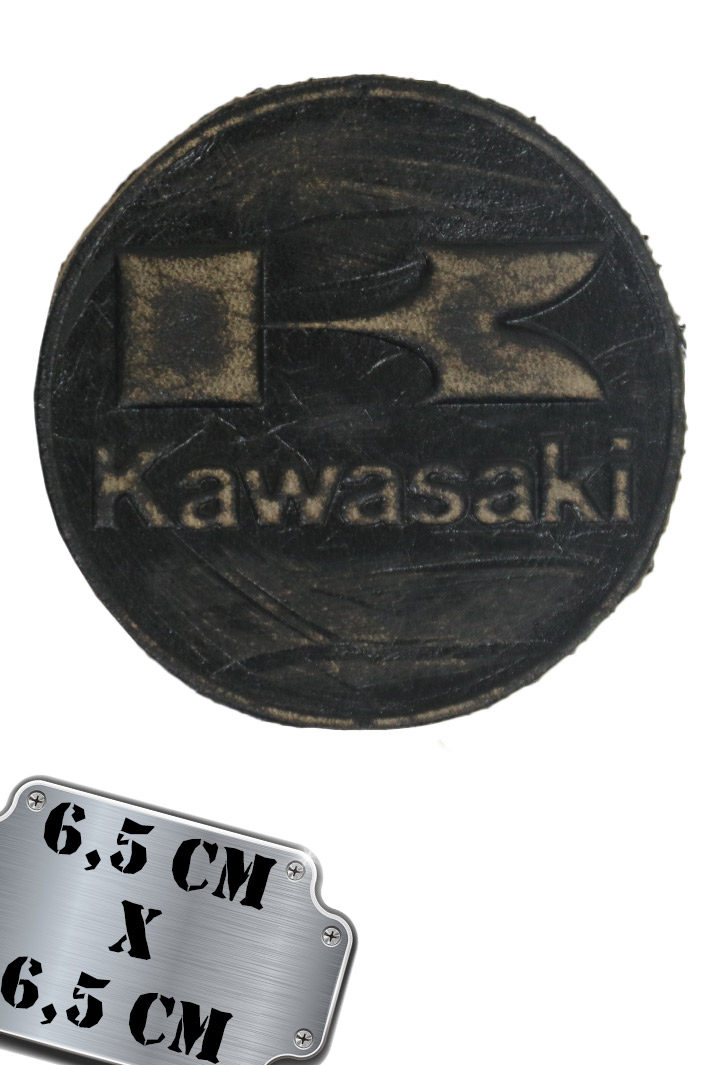Нашивка кожаная Kawasaki тёмно-коричневая - фото 1 - rockbunker.ru