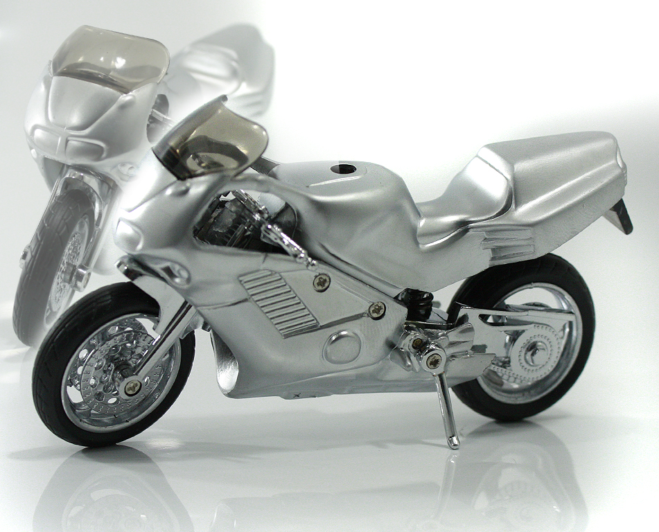 Модель мотоцикла 1PC Motorbike Flame - фото 1 - rockbunker.ru