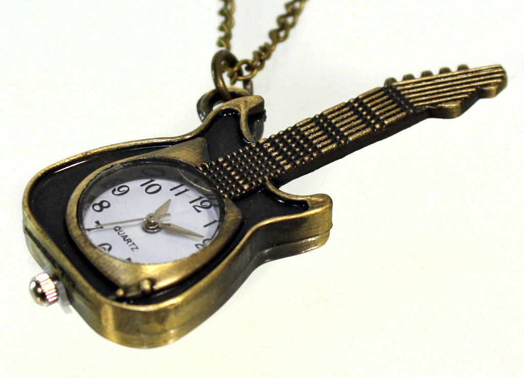 Часы кулон Гитара - фото 2 - rockbunker.ru