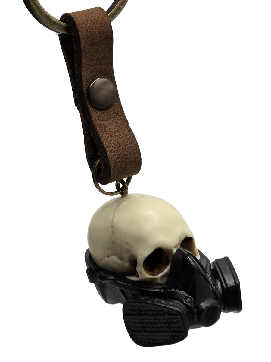 Брелок Череп в Респираторе черный - фото 1 - rockbunker.ru
