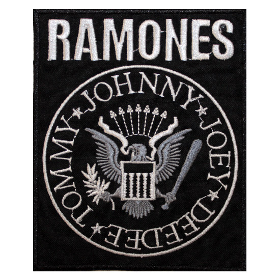 Нашивка Ramones - фото 1 - rockbunker.ru