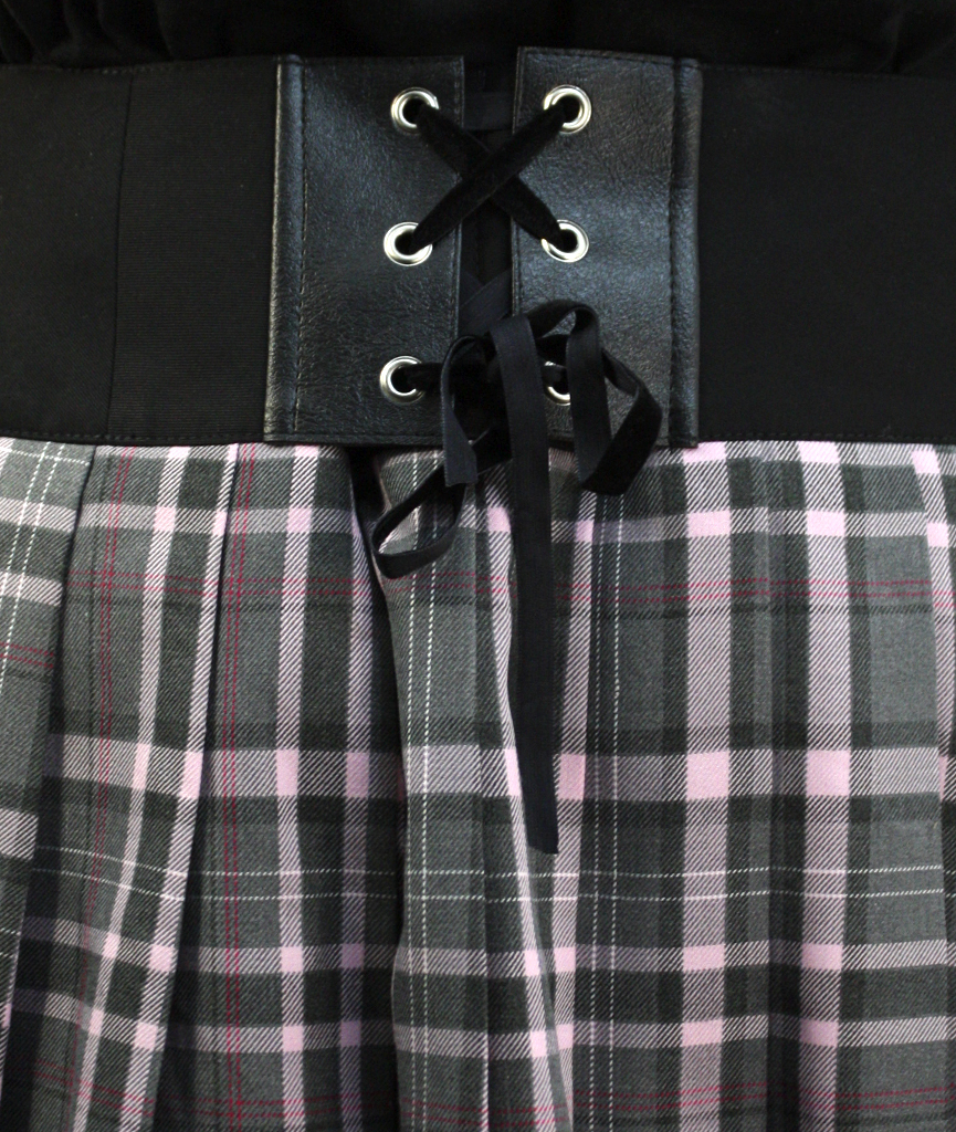 Юбка Hacker в клетку шотландка серая со шнуровкой с черным поясом - фото 4 - rockbunker.ru
