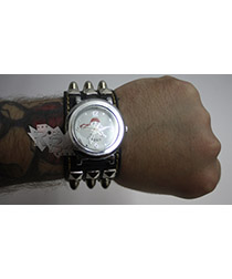Часы наручные Роджер в бандане - фото 2 - rockbunker.ru