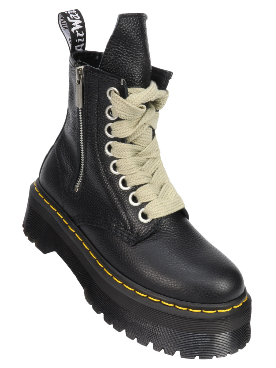 Ботинки Dr Martens 8 блоков черные - фото 1 - rockbunker.ru