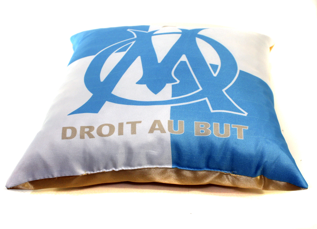 Подушка Olympique de Marseille - фото 2 - rockbunker.ru