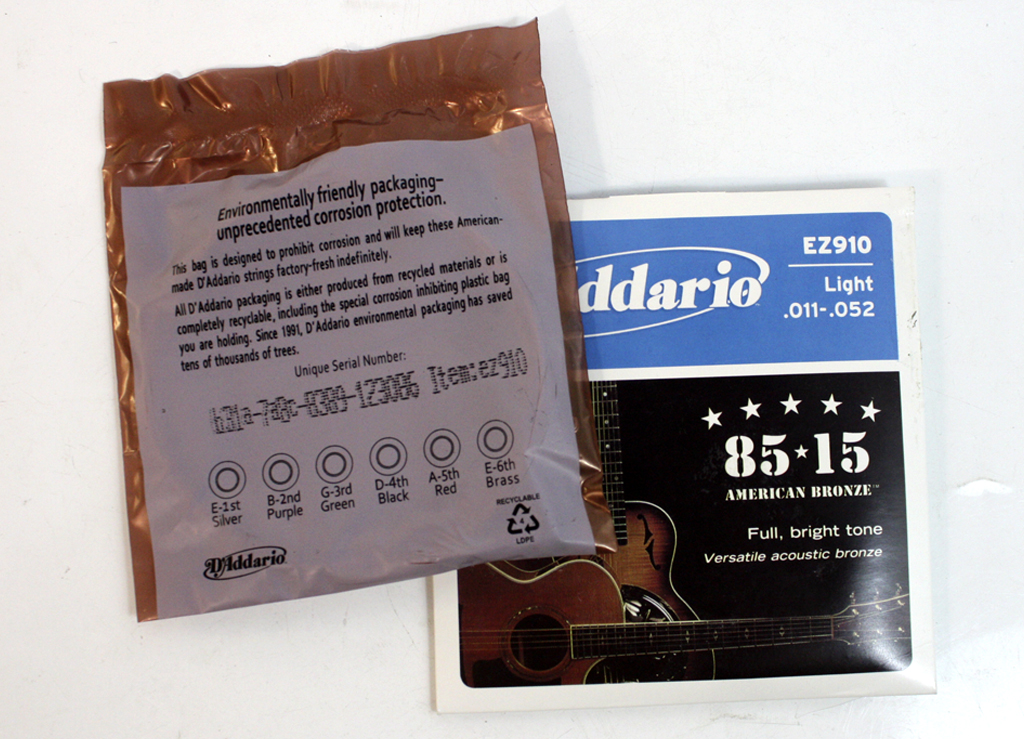 Комплект струн D'Addario EZ940 Light 12-string для акустической гитары - фото 3 - rockbunker.ru