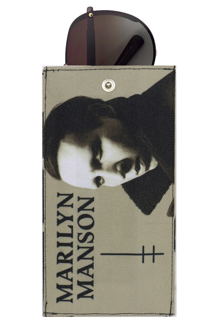 Чехол для очков RockMerch Marilyn Manson - фото 1 - rockbunker.ru
